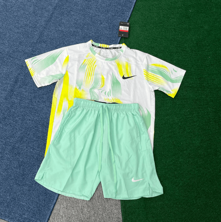 Nike Training Set Vibrant Print — a003+d218-5