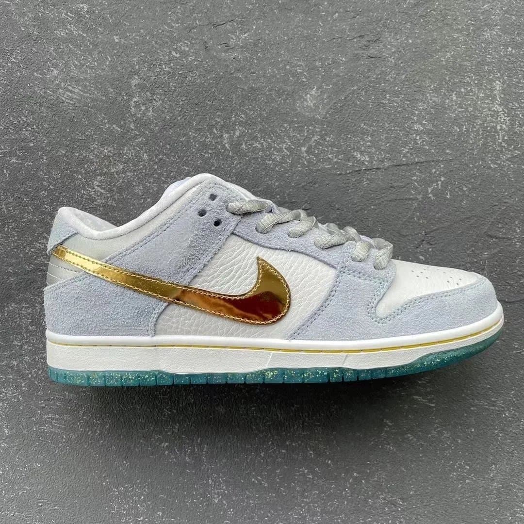 Nike Dunk Low Metallic Gold Swoosh