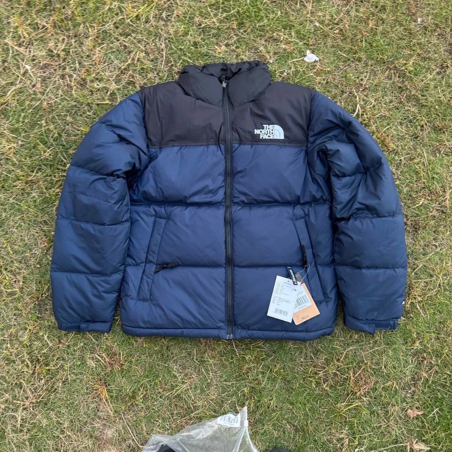 The North Face Nuptse Jacket Two-Tone Brown — 96羽 藏青 · TOP（我同意购买不退换）