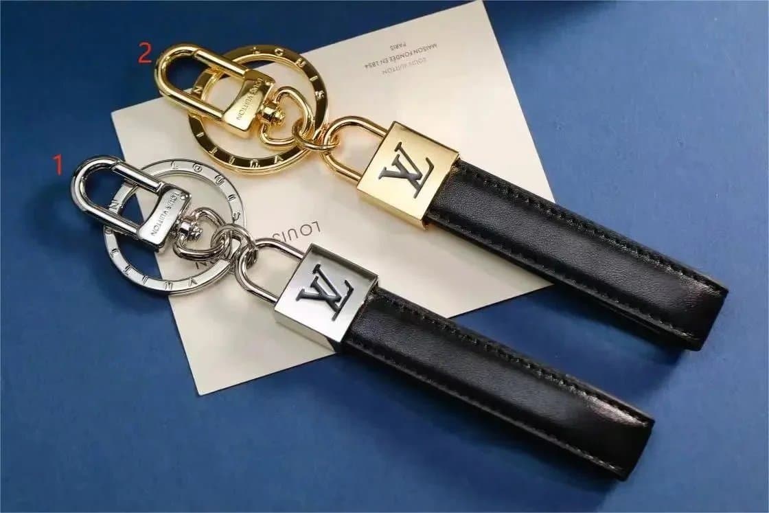 Gucci GG Marmont Keychain Monogram Canvas — 34下单备注序号