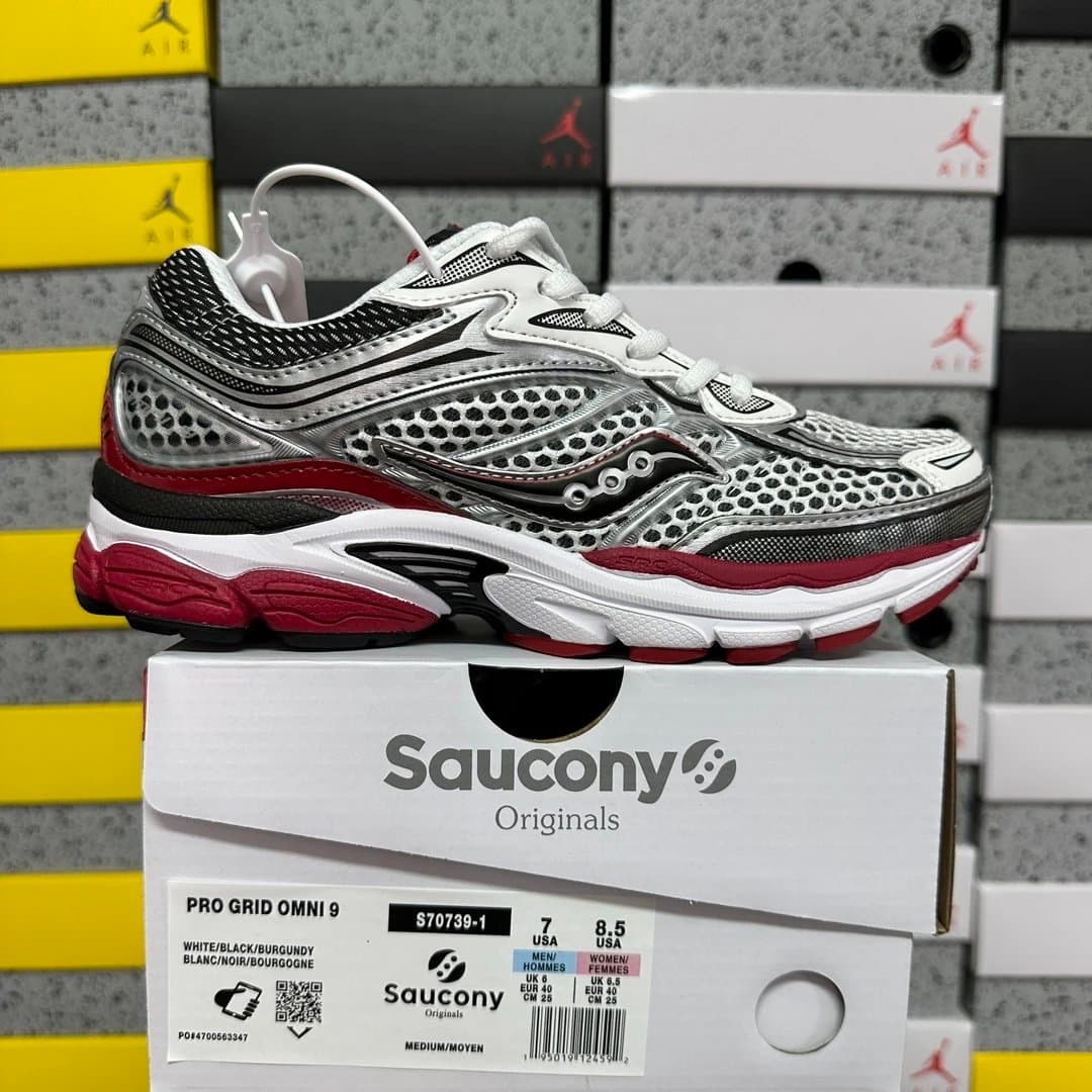 Saucony Pro Grid Omni 9 White/Black/Burgundy