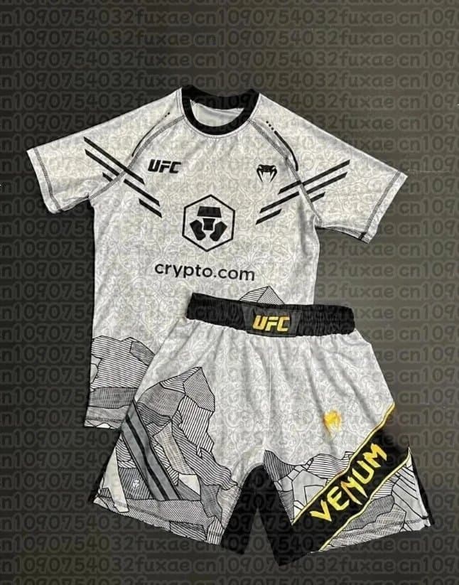 UFC Performance Set 30th Anniversary Graphic — TZ0090-DF