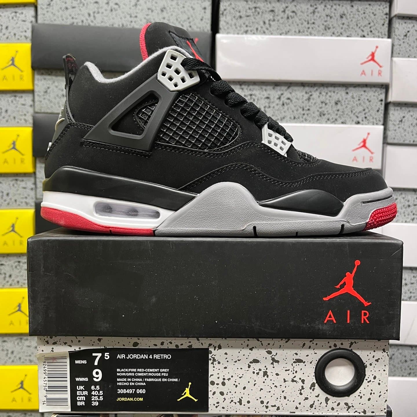 Air Jordan 4 Retro Bred Cement