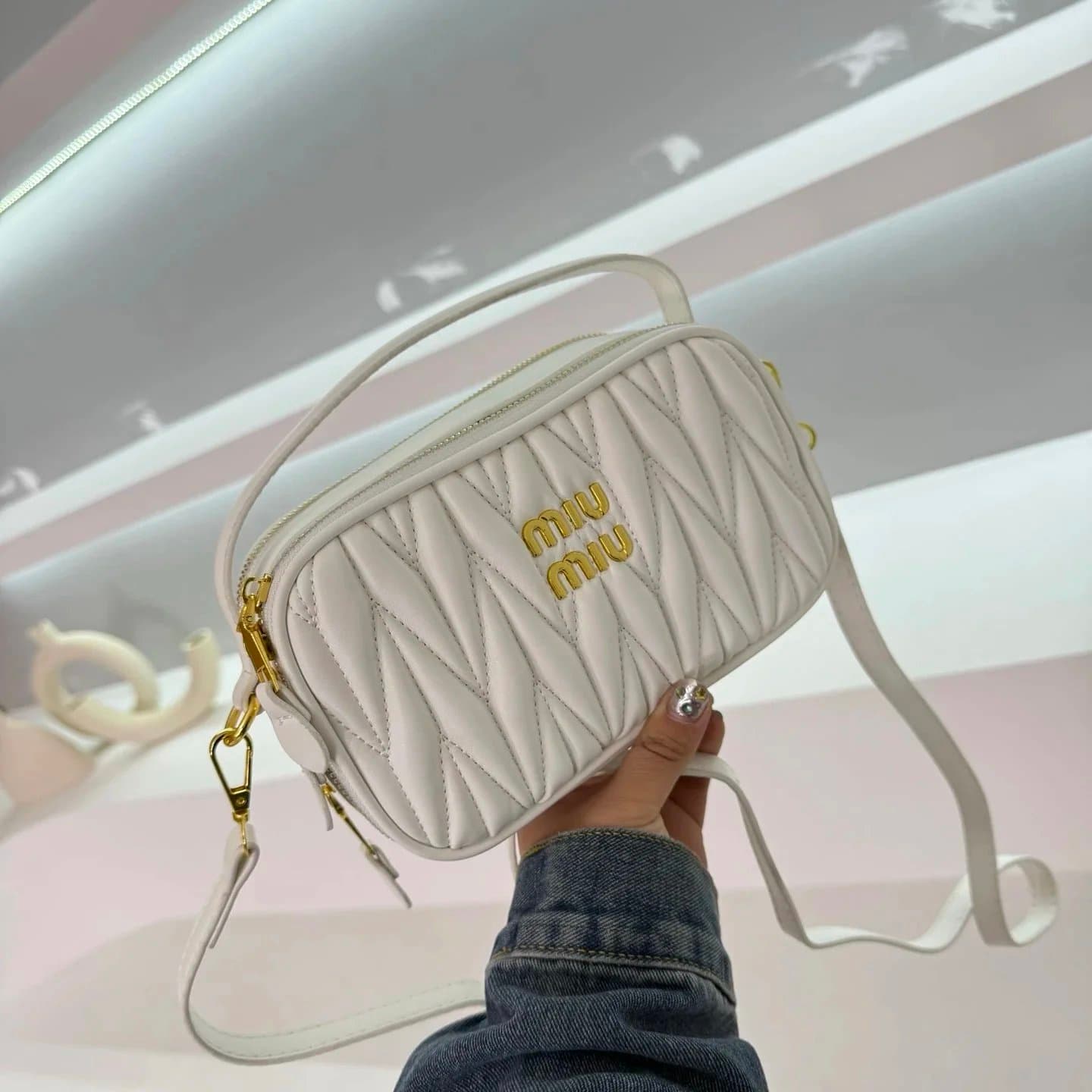 Gucci GG Marmont Mini Camera Bag Matelassé Quilted