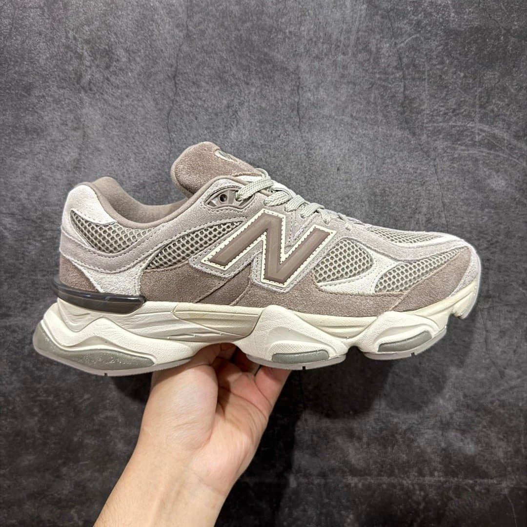 New Balance 2002R Desert Taupe
