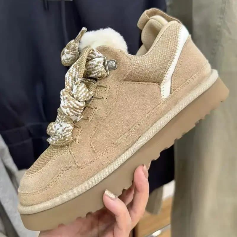 UGG Mini Platform Boot Classic Suede — 17