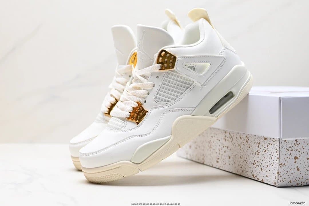 Air Jordan 4 Metallic Gold