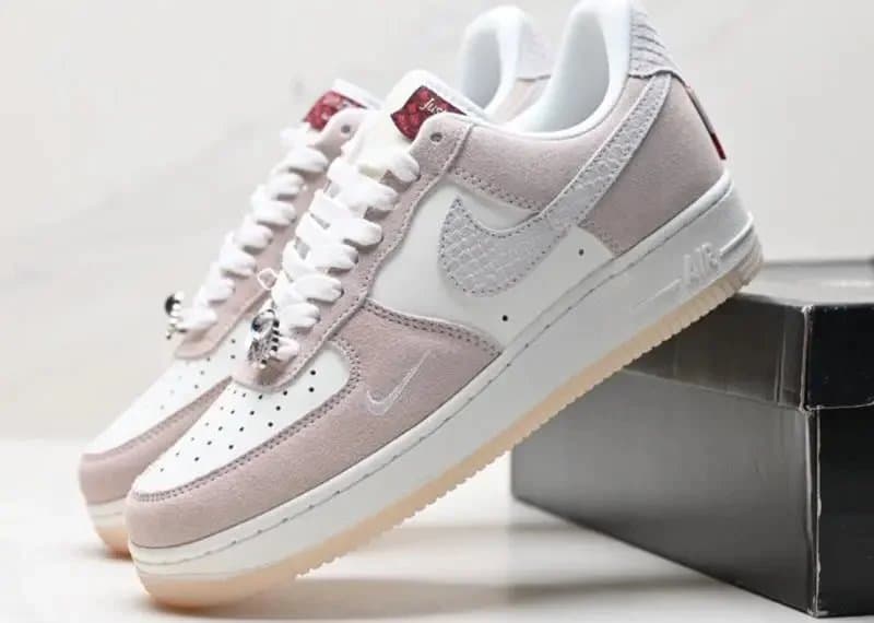 Nike × Louis Vuitton Air Force 1 Low LV Monogram — 40
