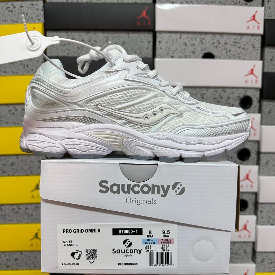 Saucony Pro Grid Omni 9 White
