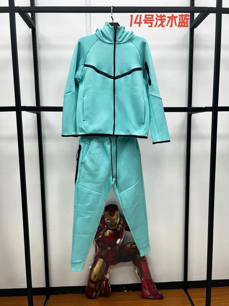Nike Tech Fleece Hoodie and Joggers Heather Grey/Black — 浅水蓝套装