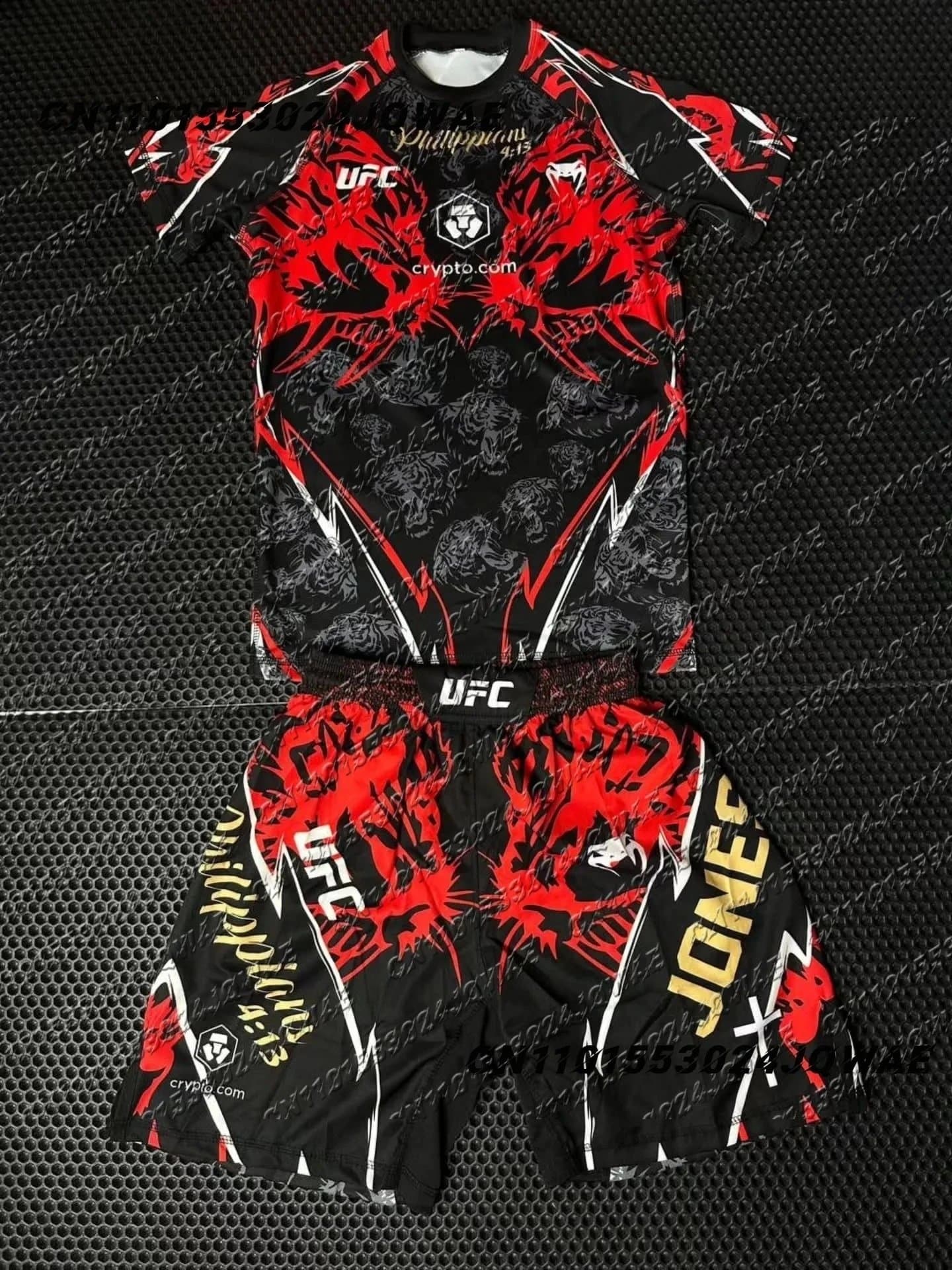 UFC Performance Set 30th Anniversary Graphic — TZ0110-DF