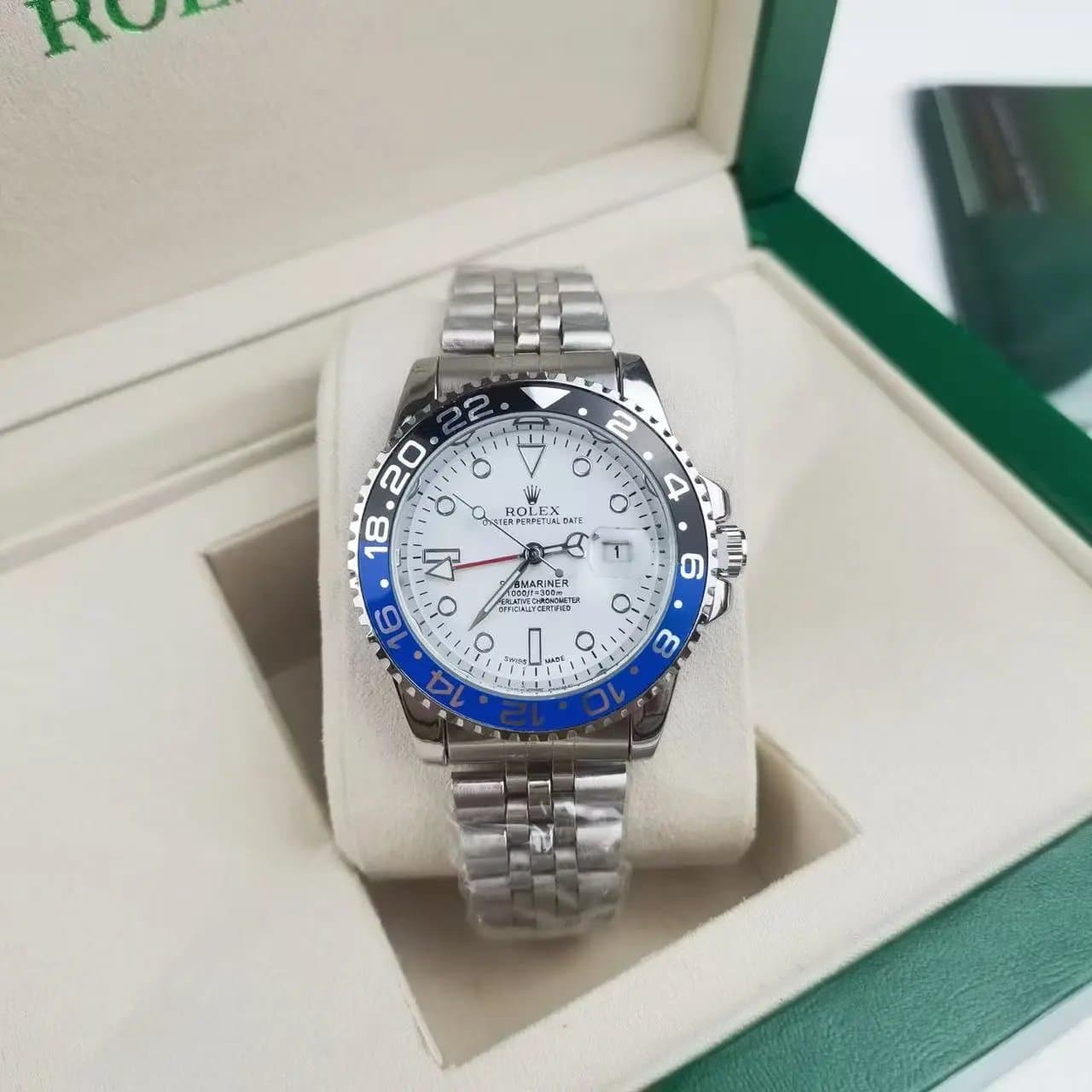Rolex Submariner Date Pepsi Bezel