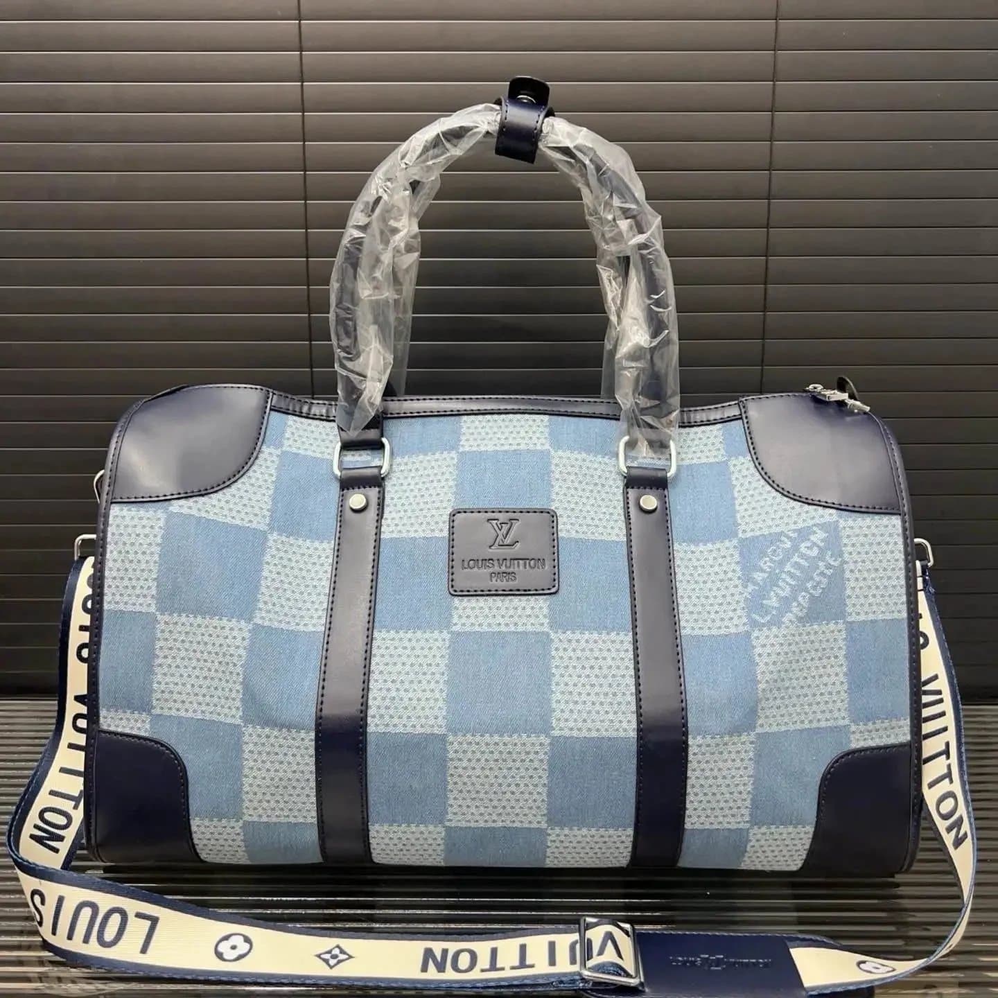 Louis Vuitton Keepall Bandoulière Monogram Eclipse — 15