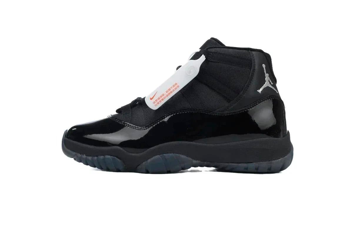Air Jordan 11 Concord