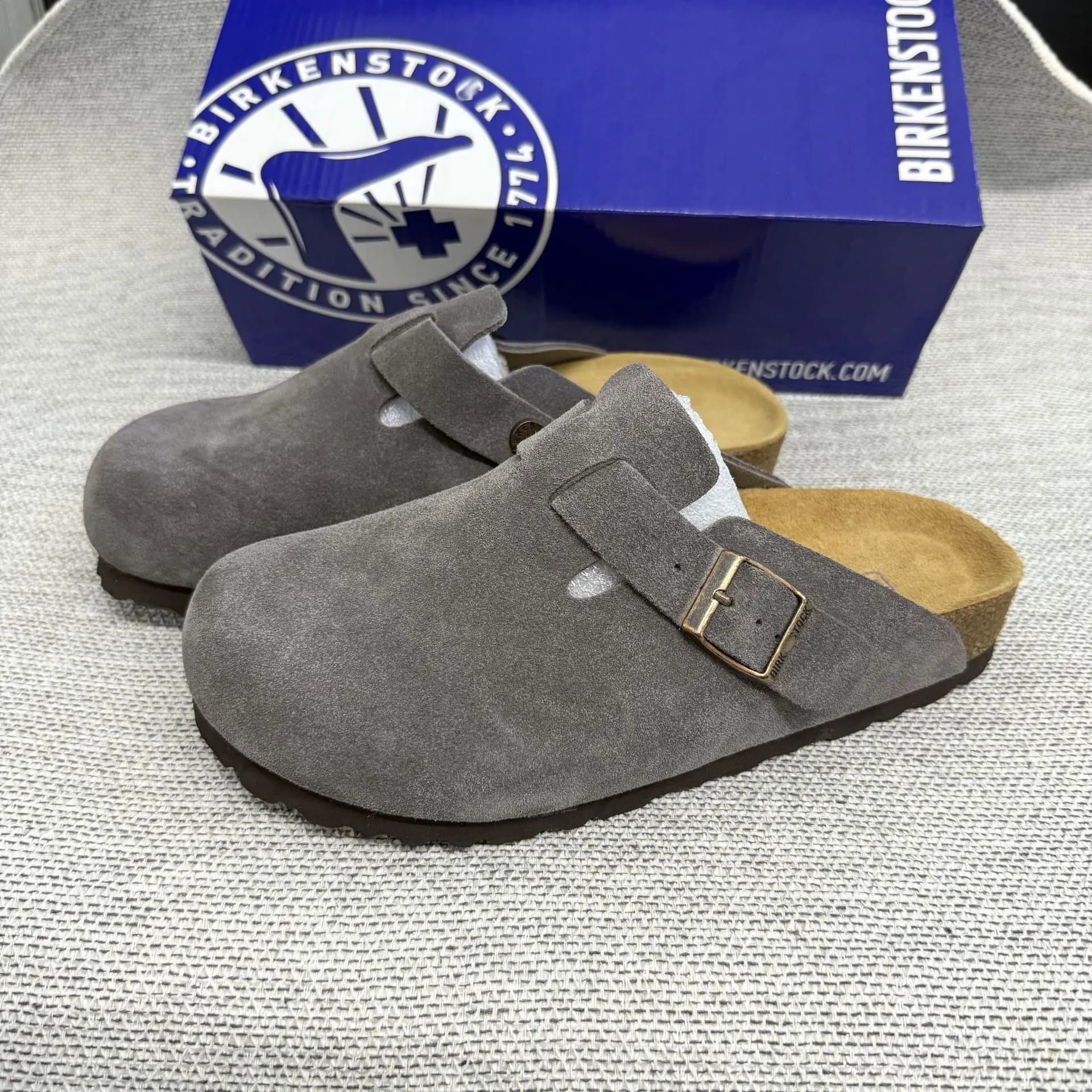 Birkenstock Arizona Suede — 深灰色1