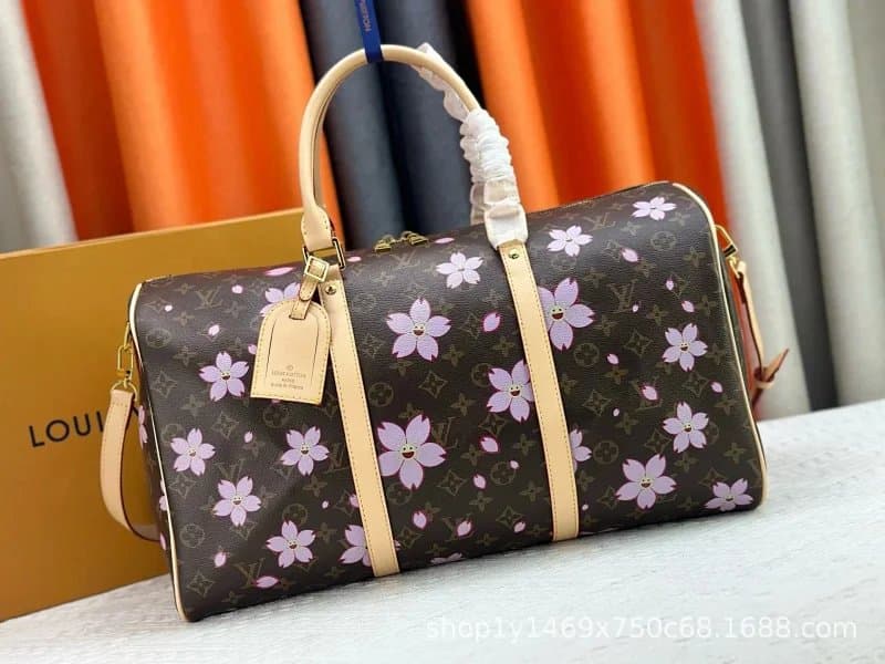 Louis Vuitton Keepall Bandoulière Monogram Eclipse — 24