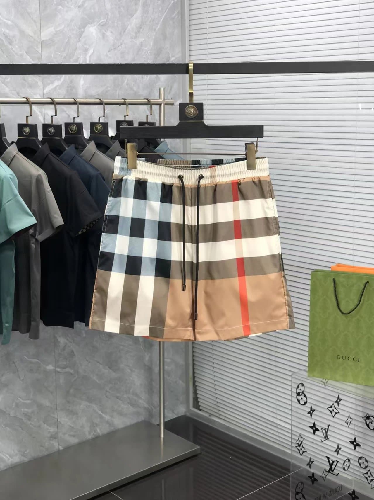 Burberry Check Shorts Vintage Check