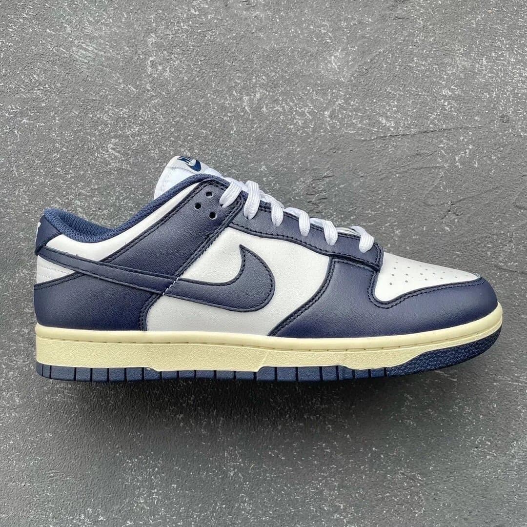 Nike Dunk Low Navy White
