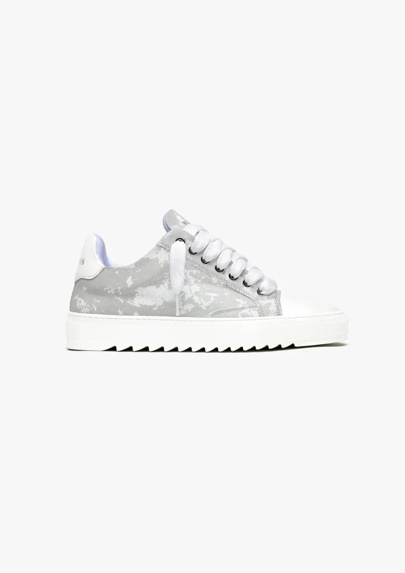 AMI Paris Low Sneaker All White — 猩红色