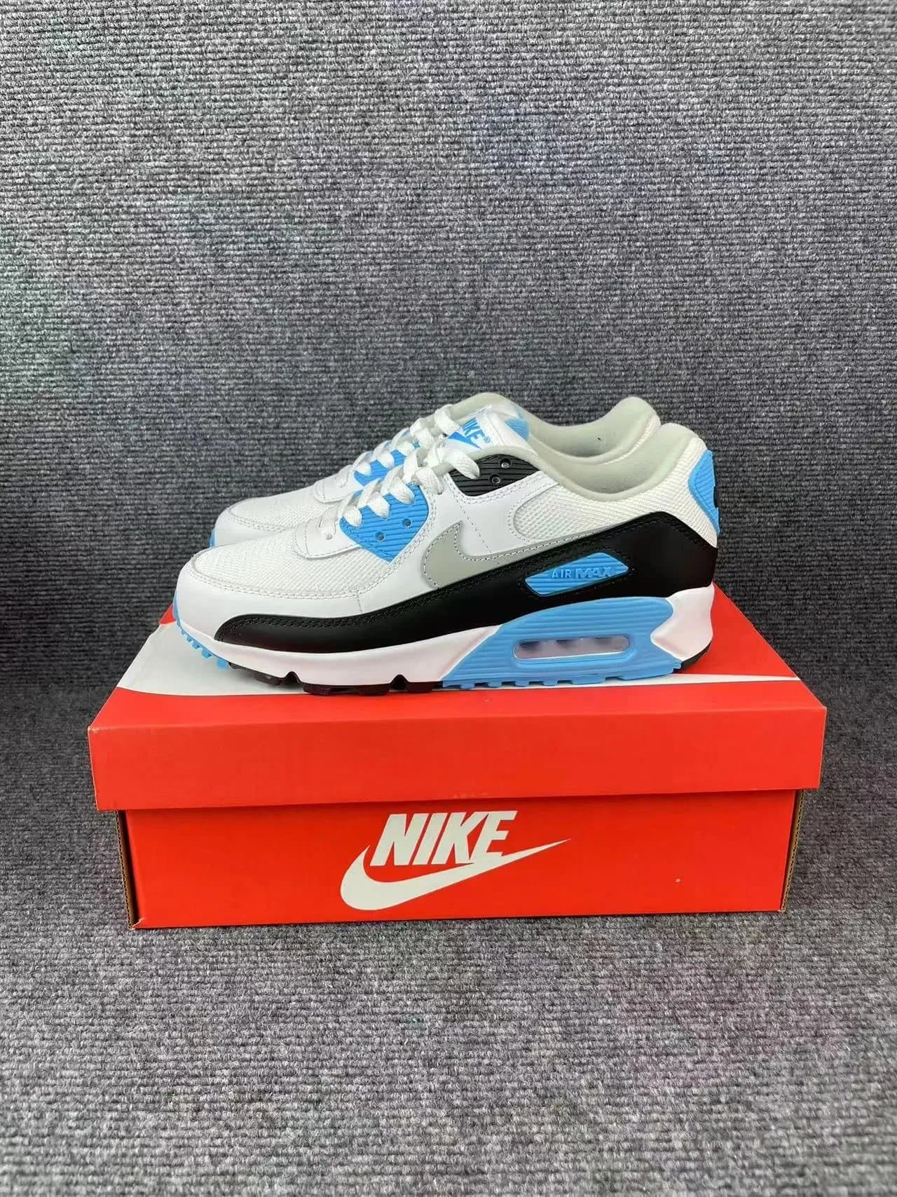 Nike Air Max 90 Infrared