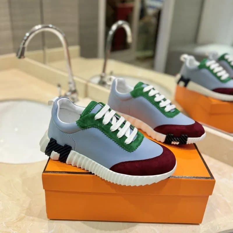 Hermès Run Away Navy Orange — 2