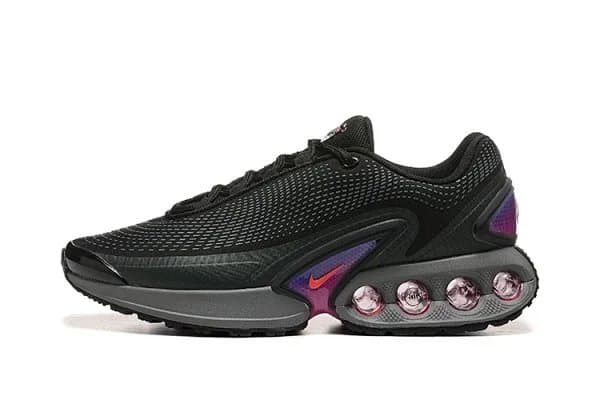 Nike Air Max TN Sunset Gradient — 36-47 (Remark: Size info in message☟☟☟） · Black and red hook