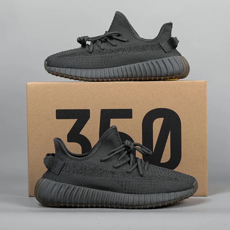Yeezy Boost 350 V2 Zebra
