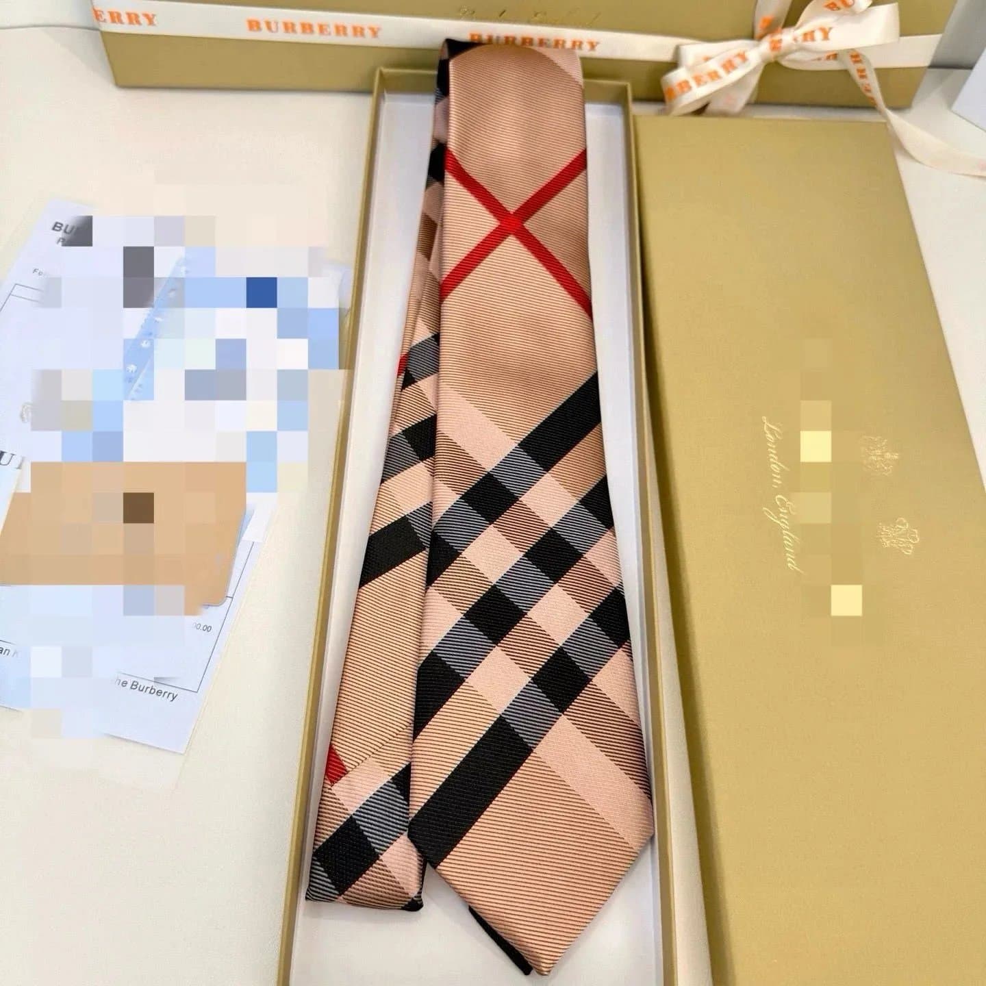 Louis Vuitton × KAWS Neck Tie Monogram Multicolor Panda — 巴宝莉02（带盒）