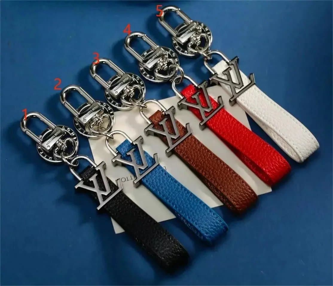Gucci GG Marmont Keychain Monogram Canvas — 35下单备注序号