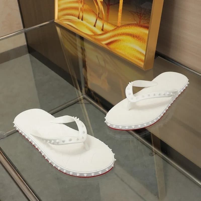 Christian Louboutin Spiky Flip-Flop Monogram Spike — 白色