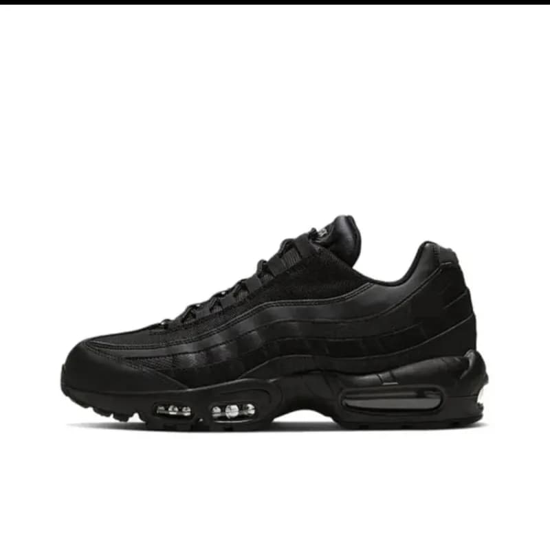 Nike Air Max 95 Undefeated — 纯黑