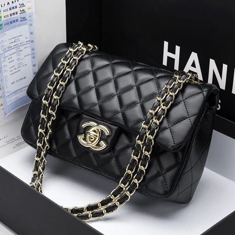 Chanel Classic Flap Bag Quilted Lambskin — 黑色G扣（穿皮金链）大号