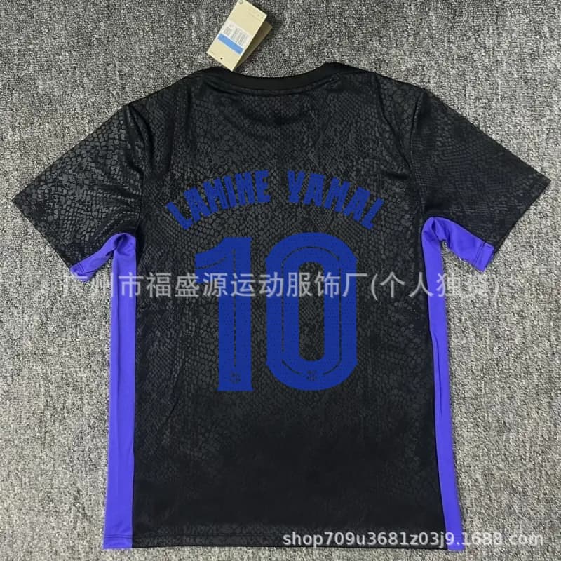 Nike Player Jersey Lamine Yamal #10