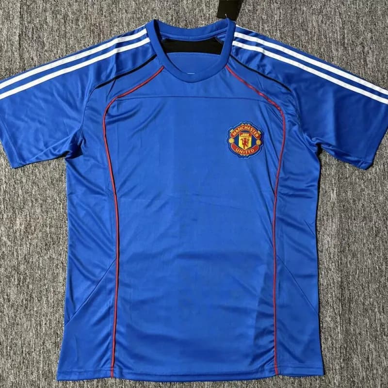 Training Top Red/White Stripe — 2526曼联休闲版彩蓝