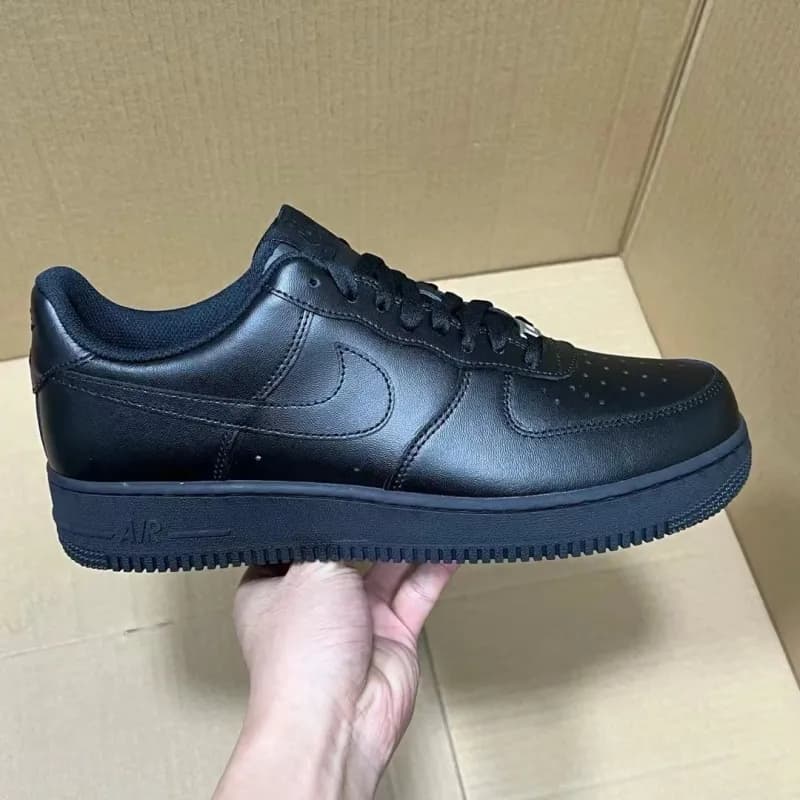 Nike Air Force 1 Low Triple Black
