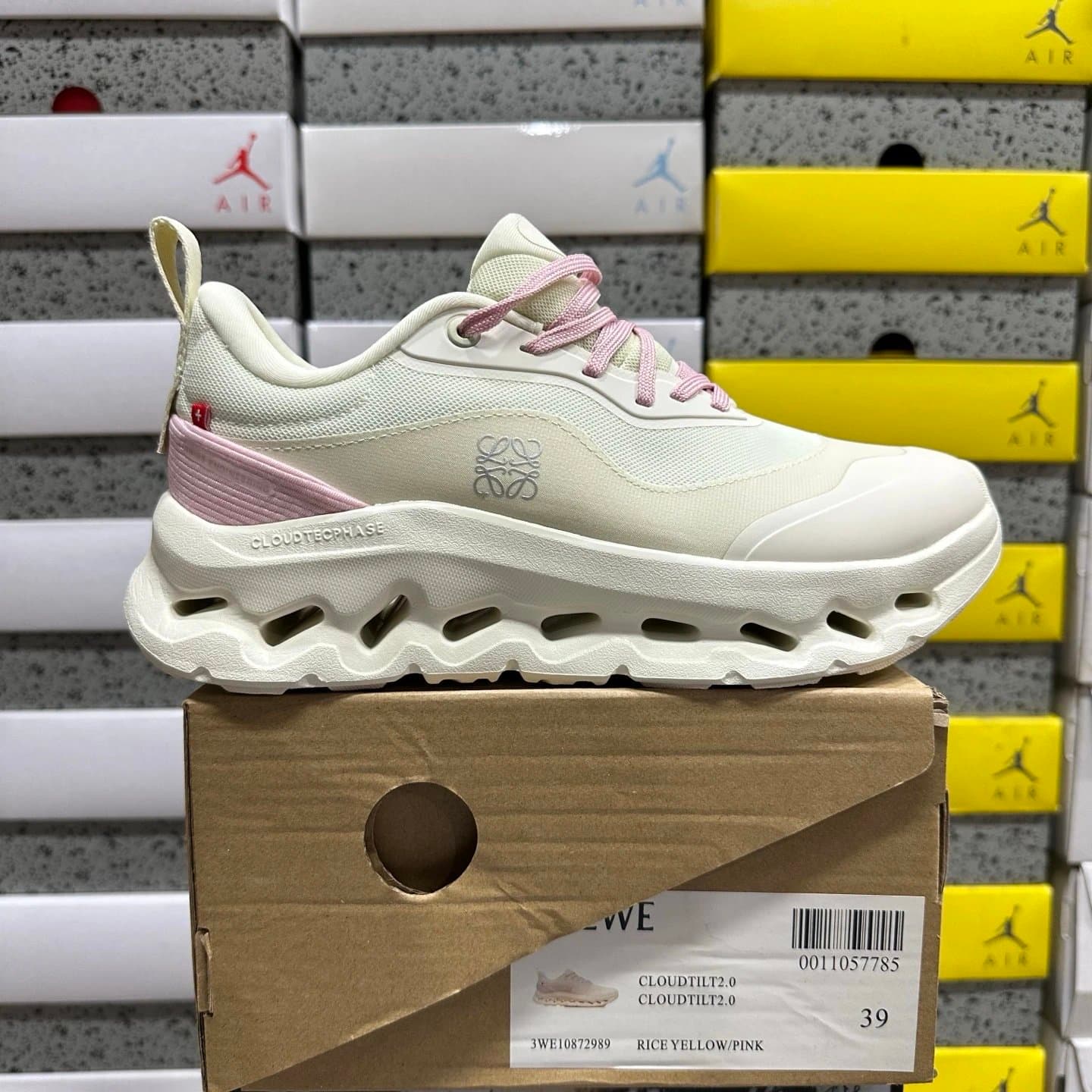 Loewe CloudTilt 2.0 Rice Yellow/Pink