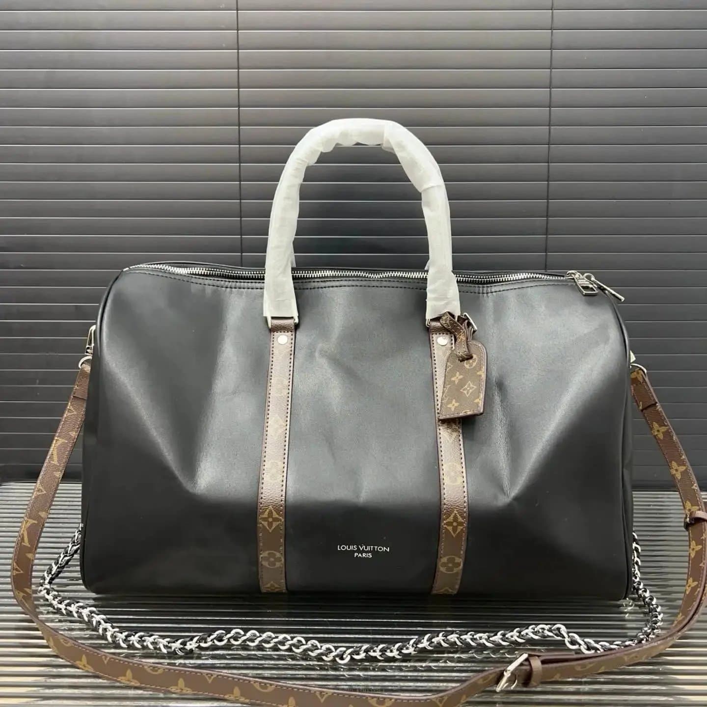 Louis Vuitton Keepall Bandoulière Monogram Eclipse — 11
