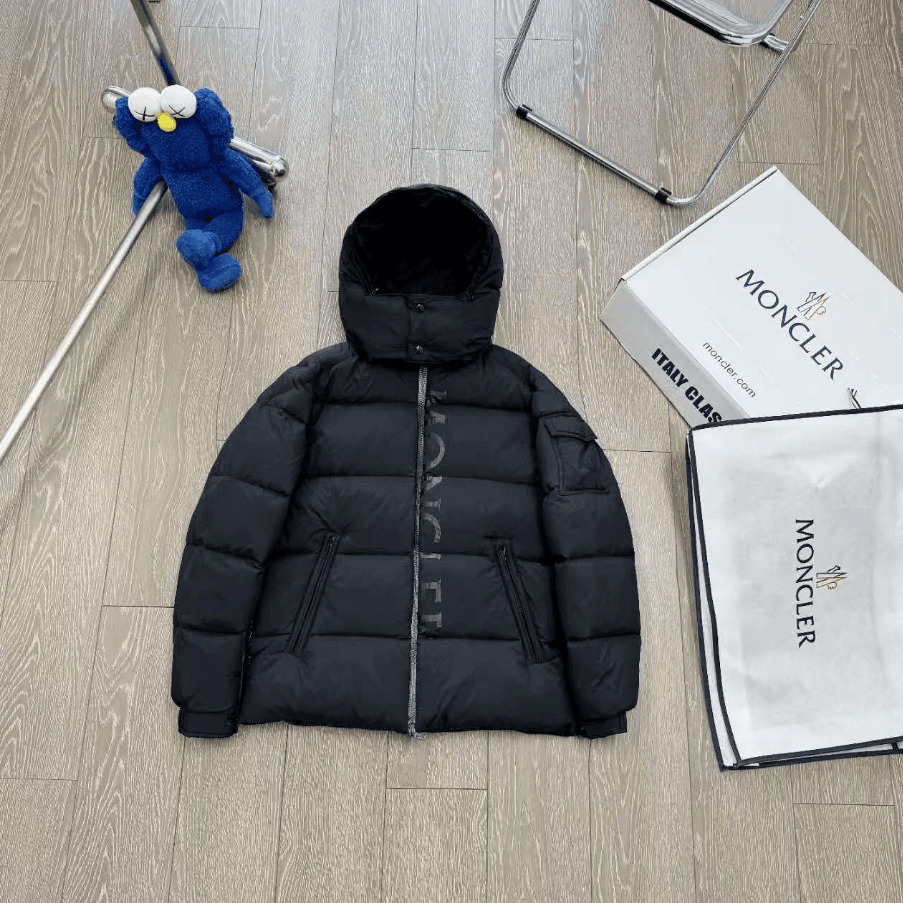 Moncler Corduroy Puffer Jacket KAWS Collaboration — H-1黑色撞色拼接