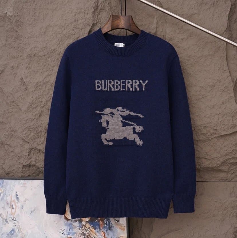 Burberry Knit Sweater Equestrian Knight Logo