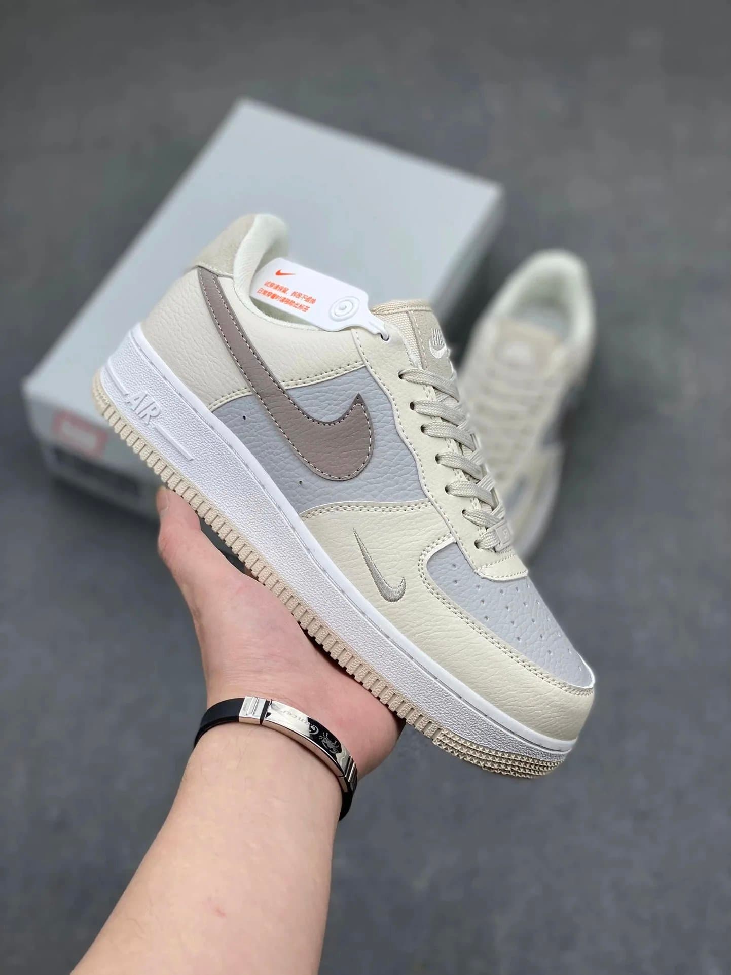 Nike Air Force 1 Low Off-White — 12
