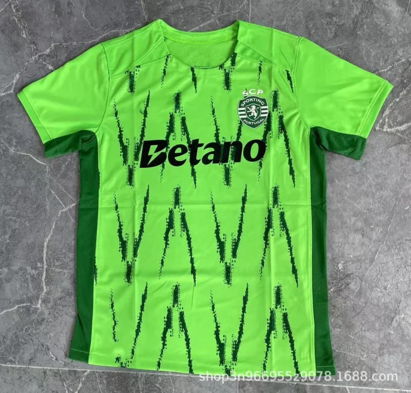 Home Jersey Betsson Sponsor — 24-25里斯本二客