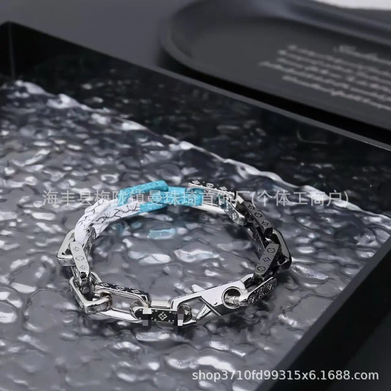 Louis Vuitton LV Pearl Bracelet Turquoise and Pearl — LVSL018