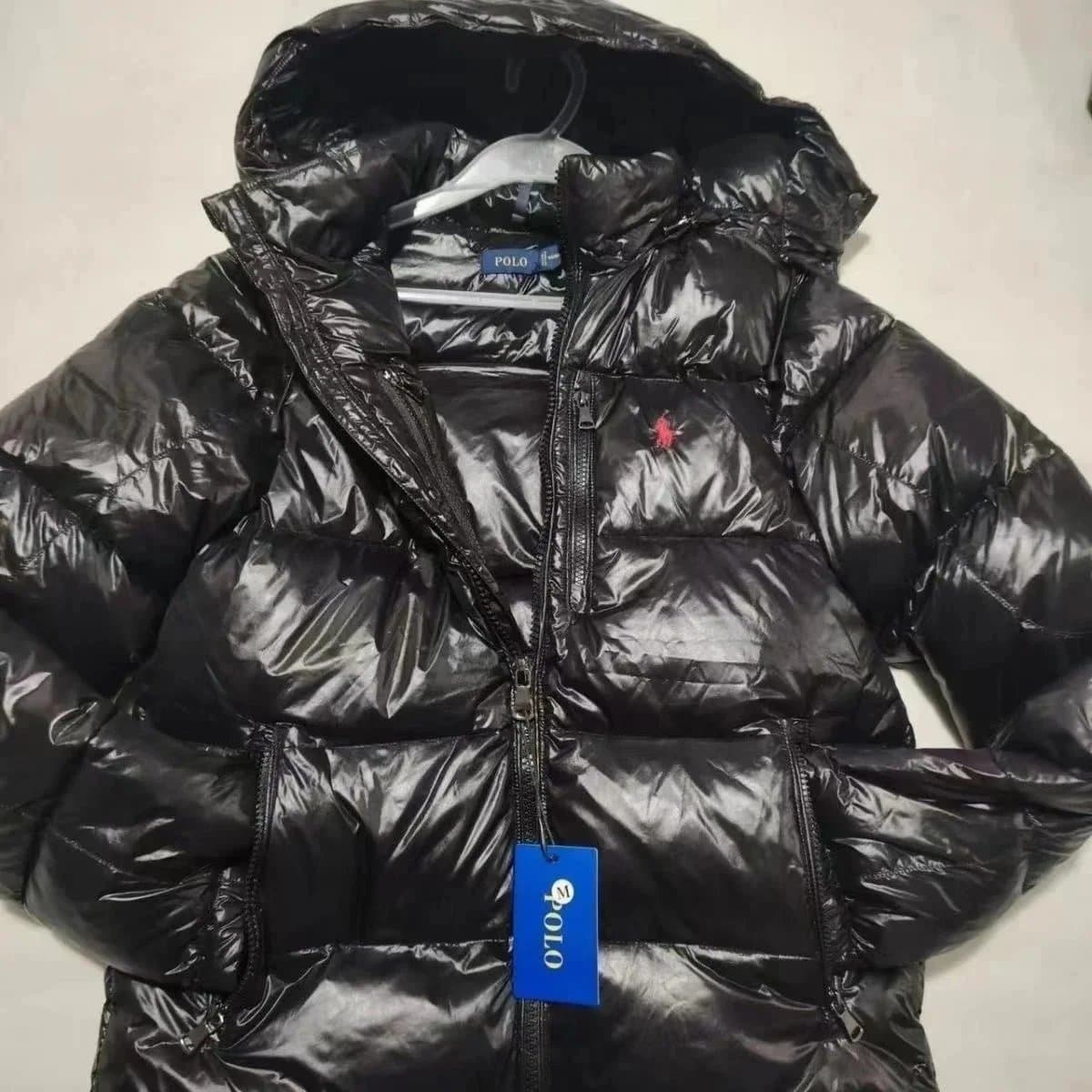 Burberry Puffer Jacket Checkered Hood Lining — 黑色 亮面 羽绒服