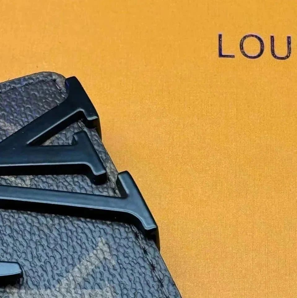 Louis Vuitton LV Belt Monogram Embossed — 咖花黑扣