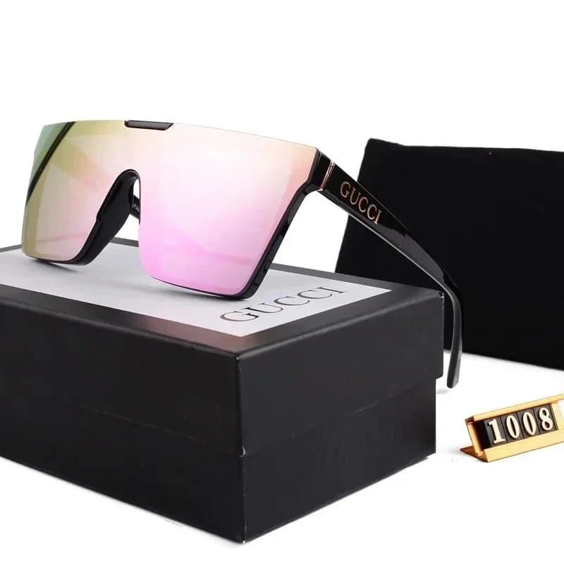 Gucci Square Sunglasses Gradient Lens — 060103010-6