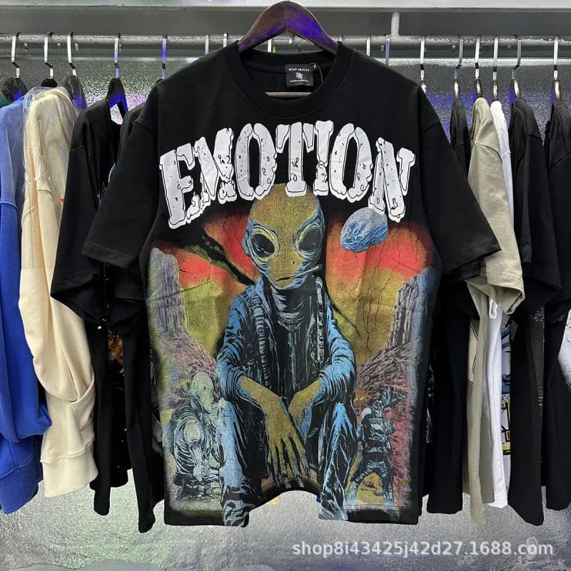 Broken Planet Emotion Graphic Tee Classic Print — EM009黑色