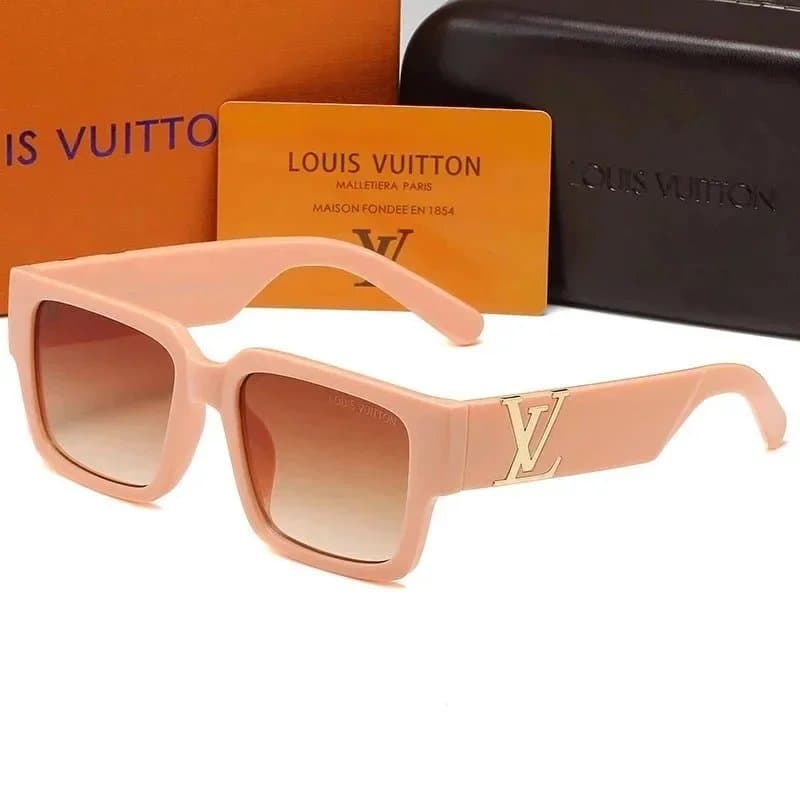 Louis Vuitton Square Sunglasses LV Logo Detail — 1739-3