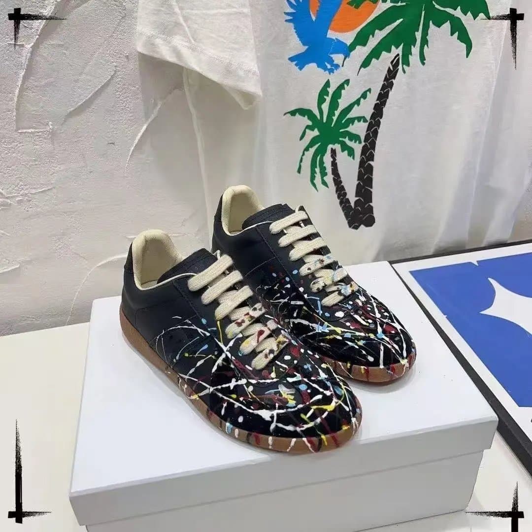 Maison Margiela Tabi Sneaker Black Suede and Leather — 27