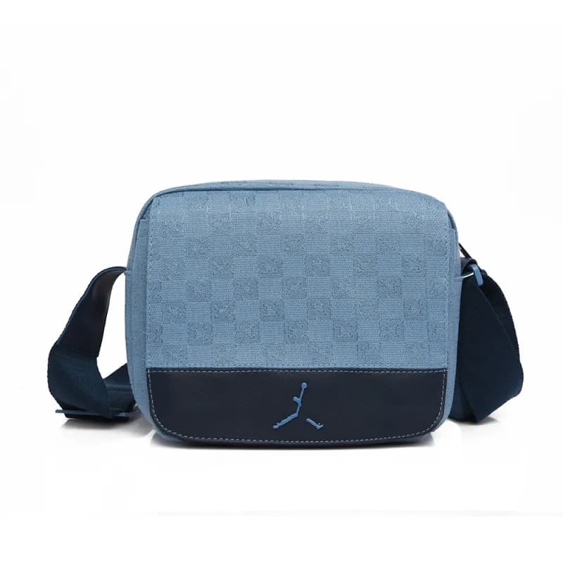 Jordan Crossbody Bag Monogram Canvas — 青年布色