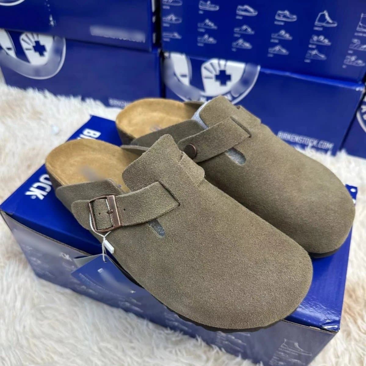Birkenstock Boston Clog Suede